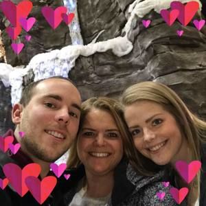 Meet your Posher, Sandy